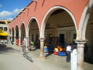 Colonial arches in the downtown historical district of Calvillo speak of the region's history and traditions. This building faces the main plaza of the charming Mexican town in the state of Aguascalientes. © Diodora Bucur, 2009