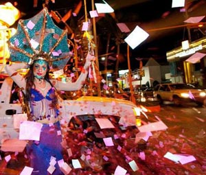 Carnival costume in Mazatlan © Mexico Tourism Board, 2013