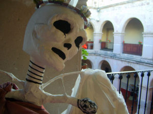 Even angels become skeletons in Mexico's Day of the Dead artistic expressions. This angelic sculpture is on display in the Museo Nacional de la Muerte (National Museum of Death) in Aguascalientes.© Diodora Bucur, 2009