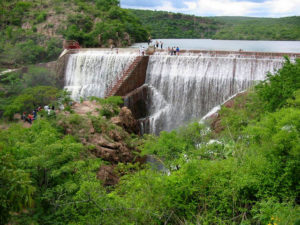 The Presa de Malpaso dam in Aguascalientes is located on Federal Highway 70 between the state capital and the town of Calvillo. Popular with Mexican residents and tourists alike, the reservoir invites campers, mountain bikers, water skiiers, fishermen and hikers. © Secretaría de Turismo de Aguascalientes, 2009