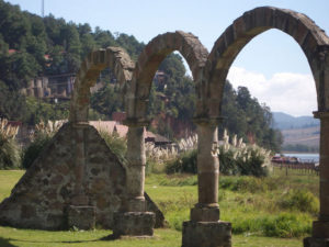 View of the Zirahuen Forest and Resort in Michoacan. © Linda Breen Pierce, 2009