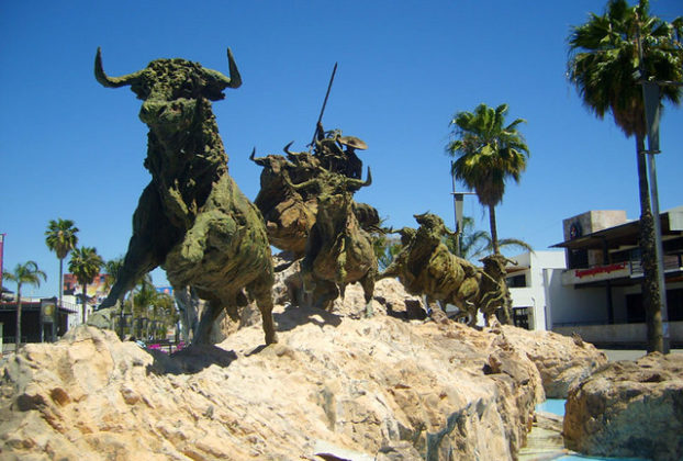 This modern bronze statue featuring seven bulls pays tribute to ranchers in the area of Aguascalientes who raise bulls for Mexico bullfighting arenas.