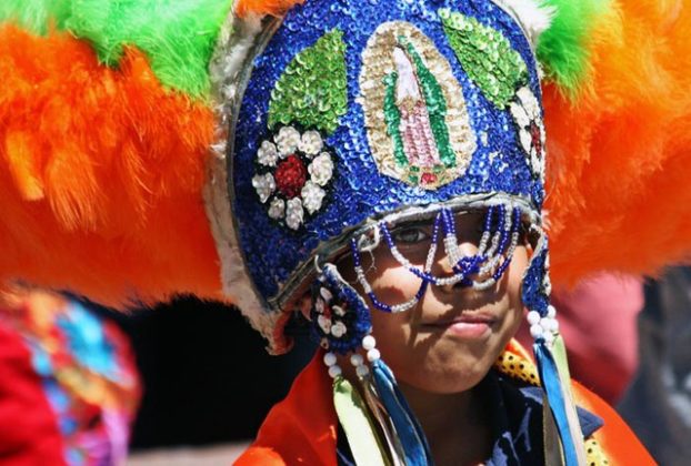 These dancers strive to revive the dress as they were in Mexico's pre-Hispanic days. © Tara Lowry, 2015