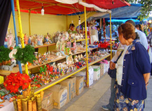 A booth offers figurines for the traditional Christmas nativity scene in the Mexican town of Calvillo, Aguascalientes. It is located about 50 kilometers southwest of the state capital of Aguascalientes. © Diodora Bucur, 2009