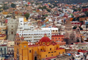 Buildings in Guanajuato city - Lilia Wall, © 2016