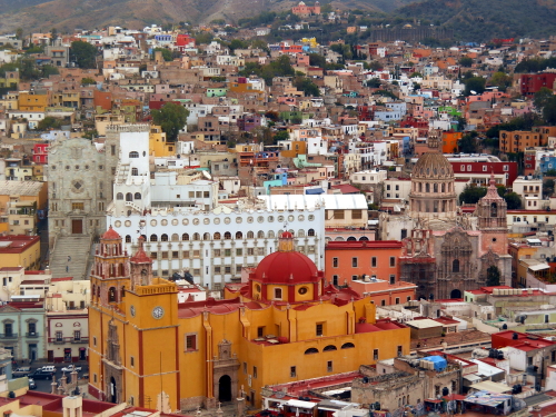 Buildings in Guanajuato city - Lilia Wall, © 2016