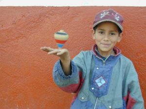 Toys - Niño trompo Images provided by SECTUR, Michoacán