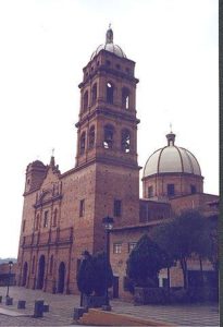 Templo San Antonio, Tapalpa. Photography by Bill Arbon. © 2001