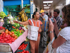 Pilar Cabrera takes students to Oaxaca's Mercado de La Merced to shop for ingredients. © Alvin Starkman 2008