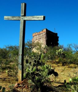 El Faro, seen at the top of the hill was actually a lookout tower from which security guards hoped to spot bandidos bent on stealing Amparo's silver © John Pint, 2012