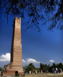 Tall chimney of an oven at Mexico's Hacienda Labor de Rivera. Could this be how Major Ruvalcaba disposed of the bodies of his enemies? © John Pint, 2011