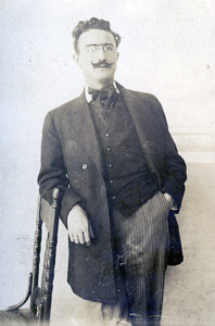 The artist Ettore Serbaroli in Chihuahua ca. 1910. © Joseph Serbaroli, 2009