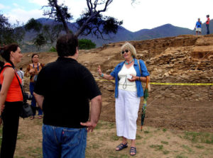 Art Historian Acelia Garcia de Weigand speaks to visitors to the archeological ruins. Garcia de Weigand organized the first Día de Ocomo thirteen years ago. Mesoamerica's largest pre-Hispanic place is located in Oconahua, 35 kilometers to the west of Teuchitlan © John Pint, 2009