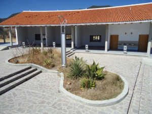 Basic washroom facilities adjoin rudimentary change rooms at Hierve el Agua © Alvin Starkman, 2012