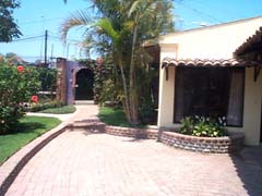 Home in Lake Chapala © Karen Blue