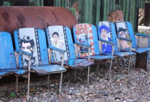 Movie house chairs with pictures of Mexican comedian Cantinflas © John Scherber, 2012