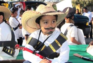 Mexican Revolution Day parade in Chapala