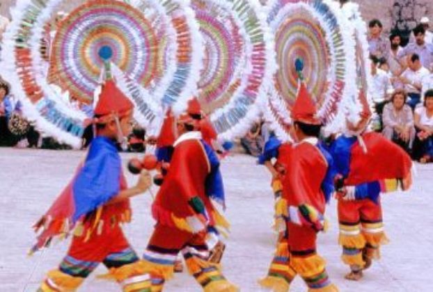 Puebla's Quetzal Dance is one of the one of the most colorful folkloric dances in Mexico. © Tony Burton, 2004