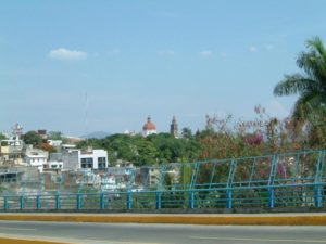 Continuing west across the Puente Ayunamiento 2000 provides a nice skyline view of the Guadalupe dome and Cathedral tower (looking back southeast). Cuernavaca, Morelos © Rick Meyer 2006Cuernavaca, Morelos © Rick Meyer 2006