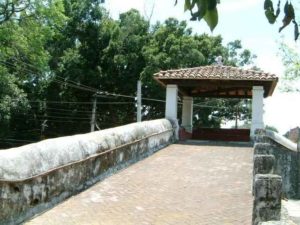 Looking west at the south tower, Cuernavaca, Morelos © Rick Meyer 2006