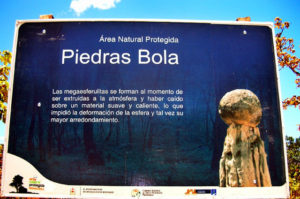 A prominent sign declares that Mexico's Piedras Bola megaspherulites fell from the sky, a theory many experts disagree with. © John Pint, 2009