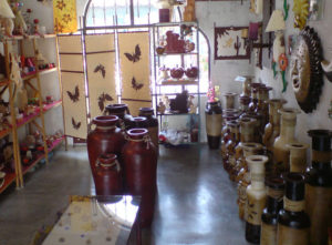 Traditional Mexican ceramics and designs with a modern look await shoppers in Tequisquiapan, Quereatro. © Daniel Wheeler, 2009