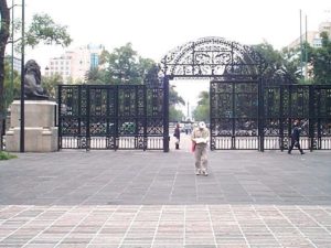 Looking northeast up the Paseo de la Reforma from the Chapultepec gate you can see the tall Monumento a la Independencia in the second circle beyond La Diana Cazadora Fountain.