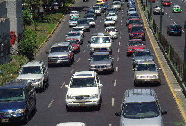 Typical afternoon traffic on the Periferico in the south of Mexico City. © Anthony Wright, 2009