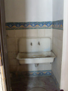 The kitchen need a huge amount of work to make it functional in the 21st century. This photo depicts the kitchen sink in Mi Pullman, an art nouveau townhouse in Chapala, Mexico, which was remodelled by the author. © Arden Murphy, 2009