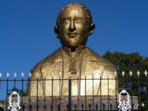 San Blas Monument© Christina Stobbs, 2009