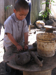 David Santos Alonso: Ceramic art in the Mexico town of Cocucho