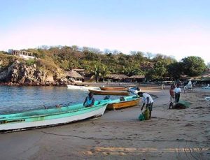 Bahias de Huatulco, Oaxaca. Photo: Geri Anderson