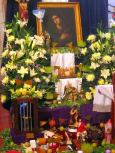 This elaborate altar in honor of Le Virgen de Dolores graces a home in San Miguel de Allende © Edythe Anstey Hanen, 2014