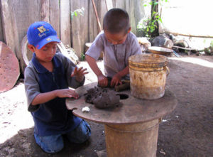 David Santos Alonso: Ceramic art in the Mexico town of Cocucho