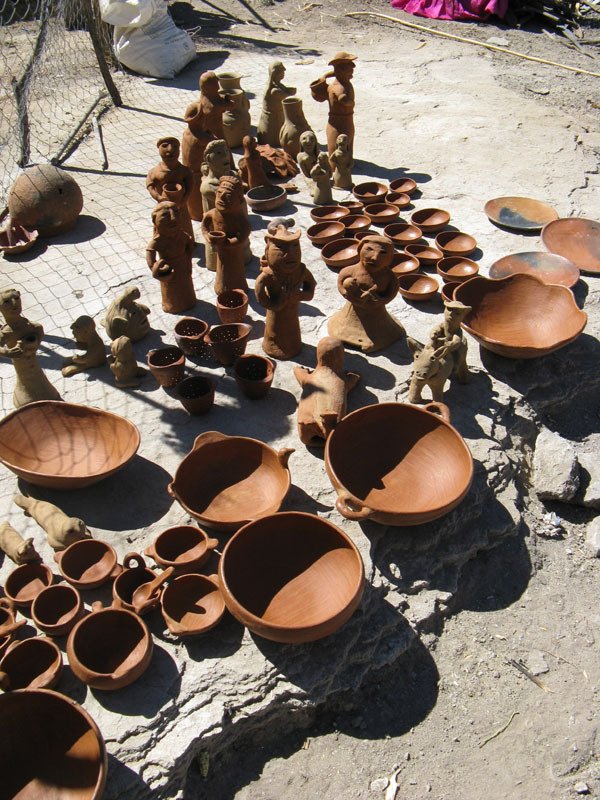Meet the Red Clay Ceramic-producing Maestras of San Marcos