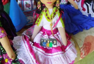 This handcrafted Frida Kahlo doll wears a the traditional Mexican dress used by folkloric dancers in Jalisco © Alvin Starkman, 2012