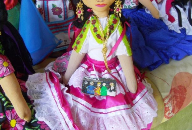 This handcrafted Frida Kahlo doll wears a the traditional Mexican dress used by folkloric dancers in Jalisco © Alvin Starkman, 2012