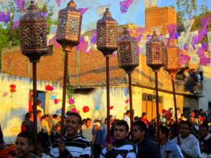 Jouyous faces of the pilgrims in this Mexico Good Friday procession © Edythe Anstey Hanen, 2013