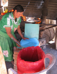 The women of San Marcos Tlapazola, Oaxaca, shape their clay pottery by hand. © Alvin Starkman, 2010