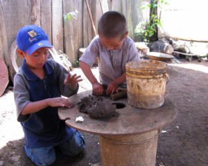 David Santos Alonso: Ceramic art in the Mexico town of Cocucho