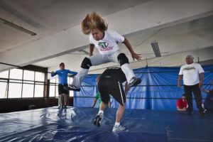 Although it's 'fake,' Mexico's lucha libre requires considerable athleticism © Annick Donkers, 2012