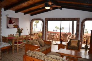 This home in Rosarito Beach, Mexico, boasts a panoramic ocean view © Doug Stead, 2012