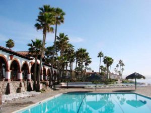 The pool and common area overlook the ocean at Las Gaviotas in Rosarito Beach, Mexico © Baja Real Estate Group, 2012