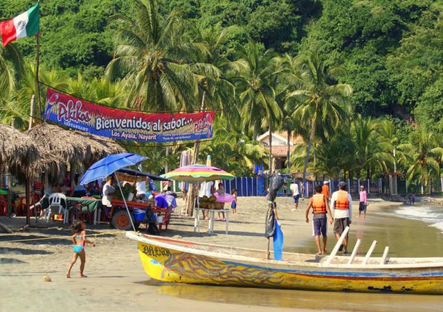 Playa Los Ayala is beach bliss, without the glitz or glamour! © Christina Stobbs, 2012