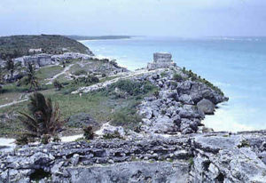 Tulum, Mexico and Tikal, Guatemala: Mayan cities - Ciudades mayas