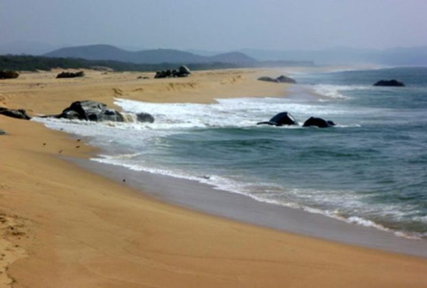 Solitude and beauty distinguish the beach at Mayto, Cabo Corrientes, near Puerto Vallarta © David Kimball, 2014