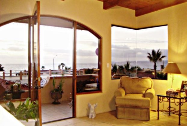 Mexico living takes advantage of great weather to take things outdoors. This home is in Mission Viejo in Rosarito Beach, Baja, California © Baja 123, 2012