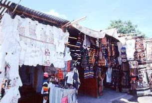 Crafts Stores at the Mitla Site.