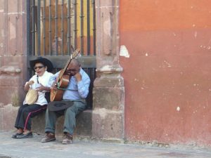 Itinerant musicians in a Mexican town © Christina Stobbs, 2013