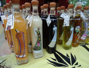Innovatin ve packaging for the traditional Mexican mezcal produced in Oaxaca. © Alvin Starkman, 2011